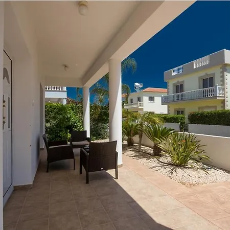 Carilisto Big 4 Bedrooms In Center Of *