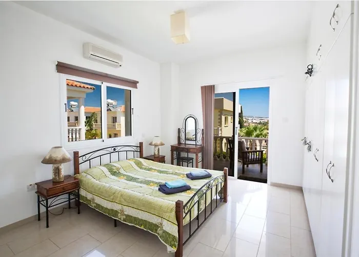 Carilisto Big 4 Bedrooms In Center Of ヴィラ