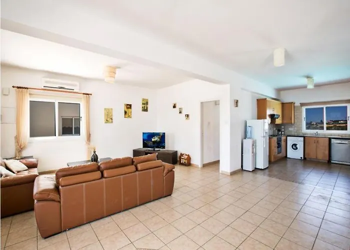 ヴィラ Carilisto Big 4 Bedrooms In Center Of アヤナパ