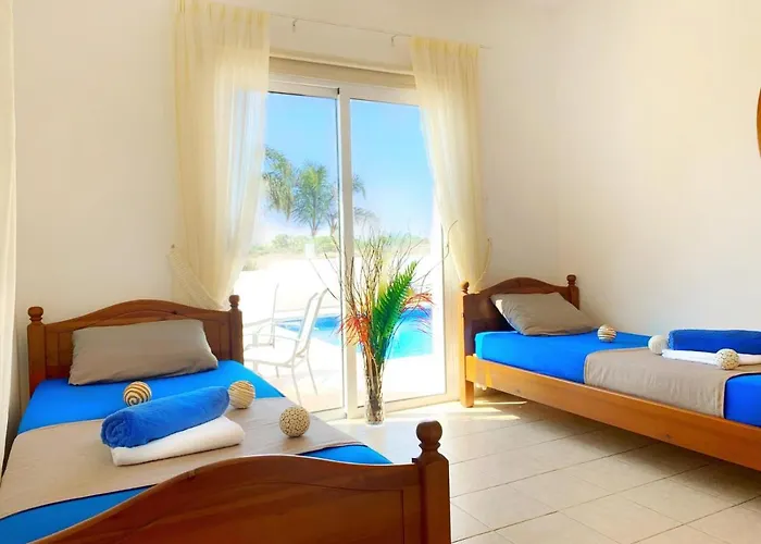 Villa Carilisto Big 4 Bedrooms In Center Of Aya Napa