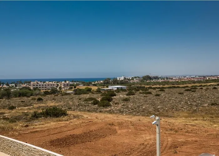 Carilisto Big 4 Bedrooms In Center Of Aya Napa