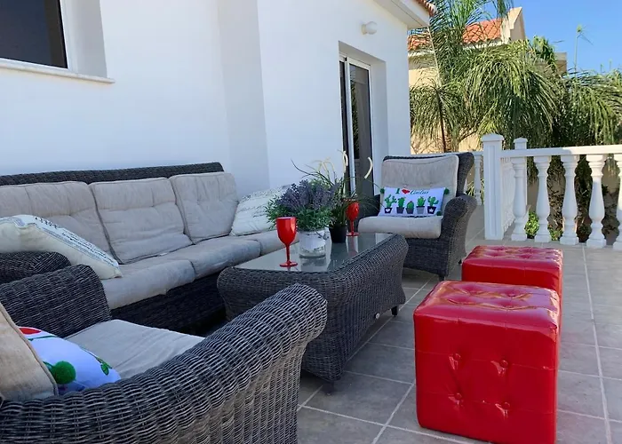 Вилла Carilisto Big 4 Bedrooms In Center Of