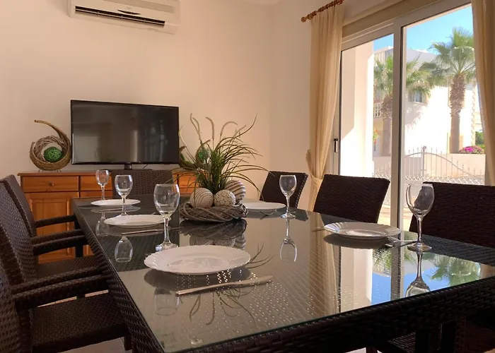 Carilisto Big 4 Bedrooms In Center Of