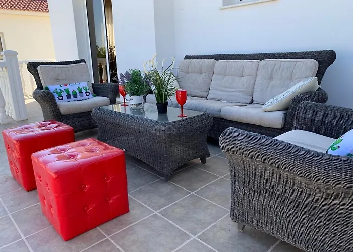 Carilisto Big 4 Bedrooms In Center Of